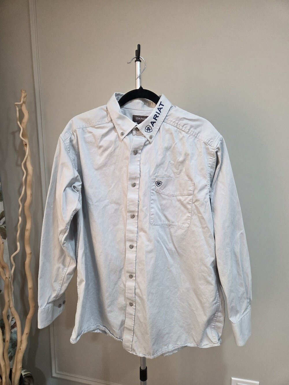 Ariat Men's  Logo Collar Button-Down Shirt Sz.L